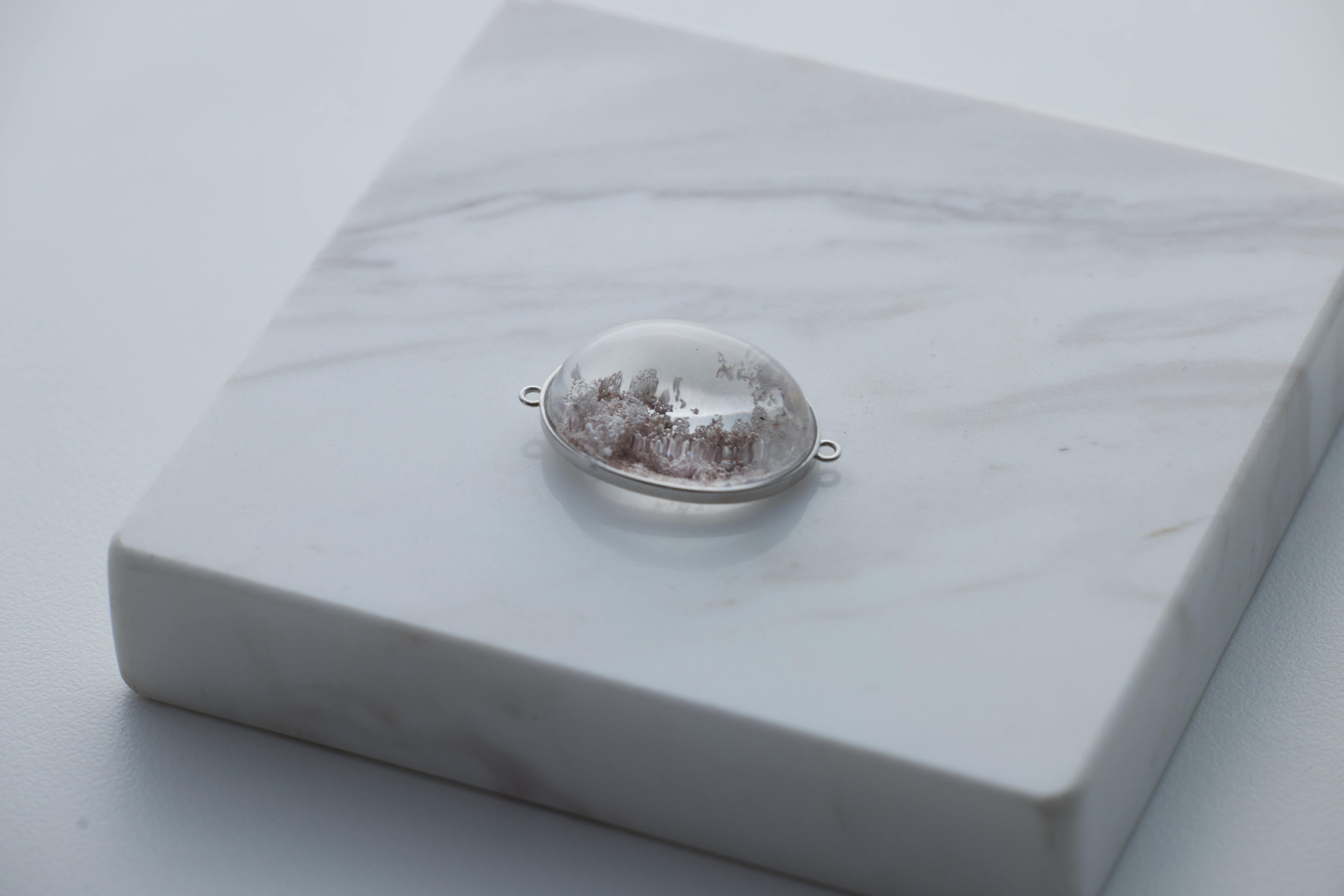 夢幻粉白幽靈共生礦｜水晶配件 DIY水晶設計款「獨一無二」稀缺純銀包邊蛋面