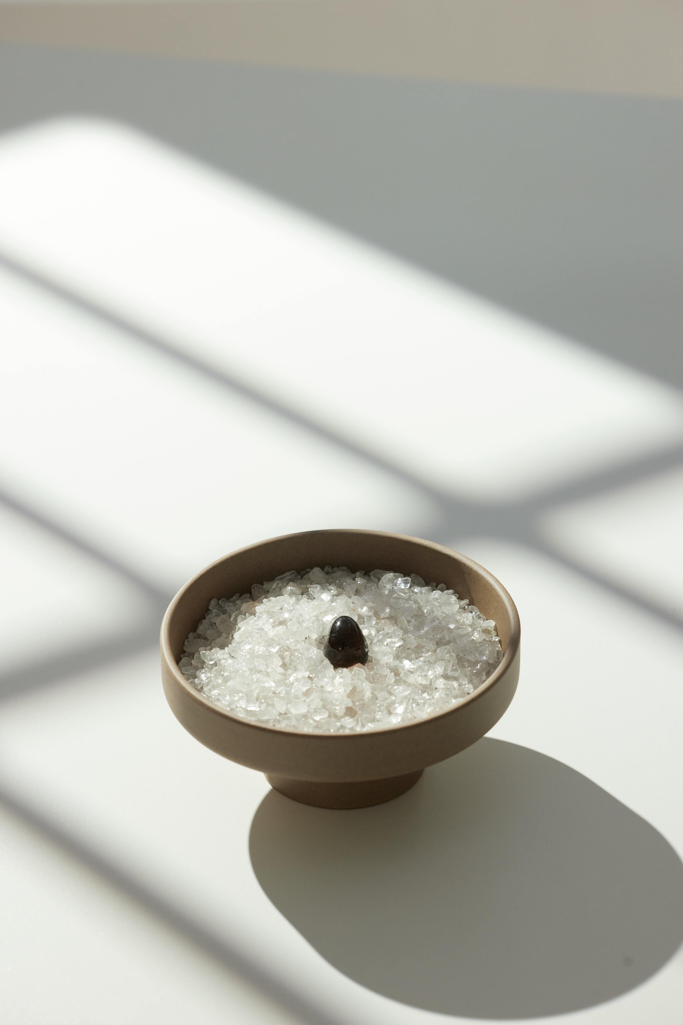 能量淨化｜7A純淨透體白水晶消磁碗｜隨附小能量石