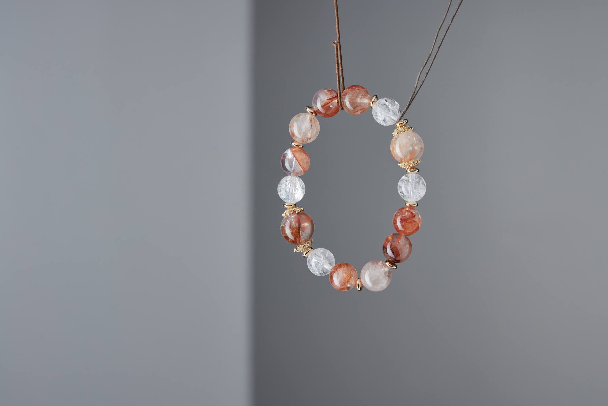 天然紅黃膠花共生 × 喜馬拉雅透體白水晶｜手鏈／手串｜12mm＋10mm｜自然共生晶礦 × 高頻白晶搭配 × 每條皆為唯一風景晶