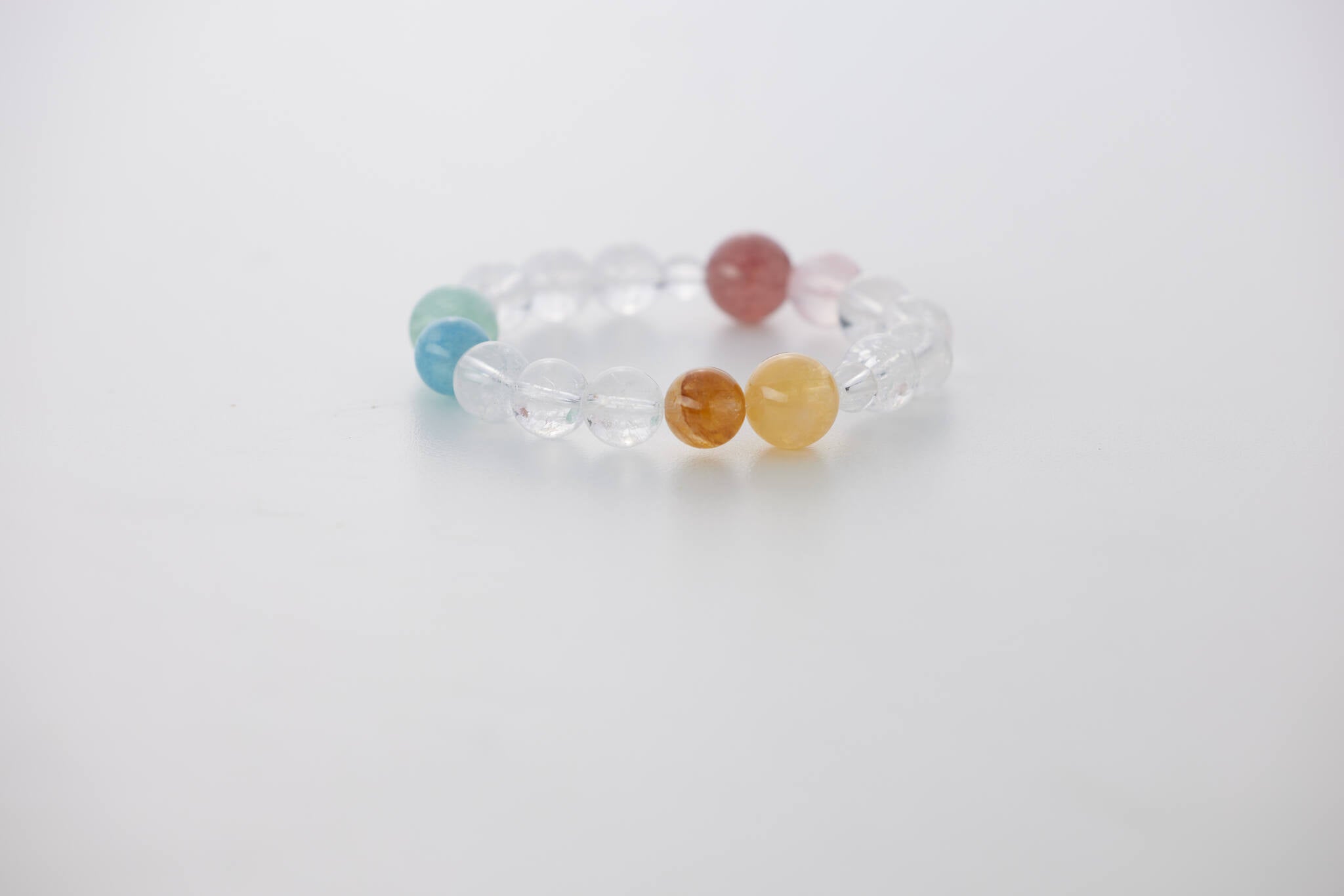 「夏日繽紛」天然白阿塞水晶手鏈 /手串 多巴胺-粉水晶X草莓晶、海藍寶X綠羽毛螢石、黃塔晶X黃膠花