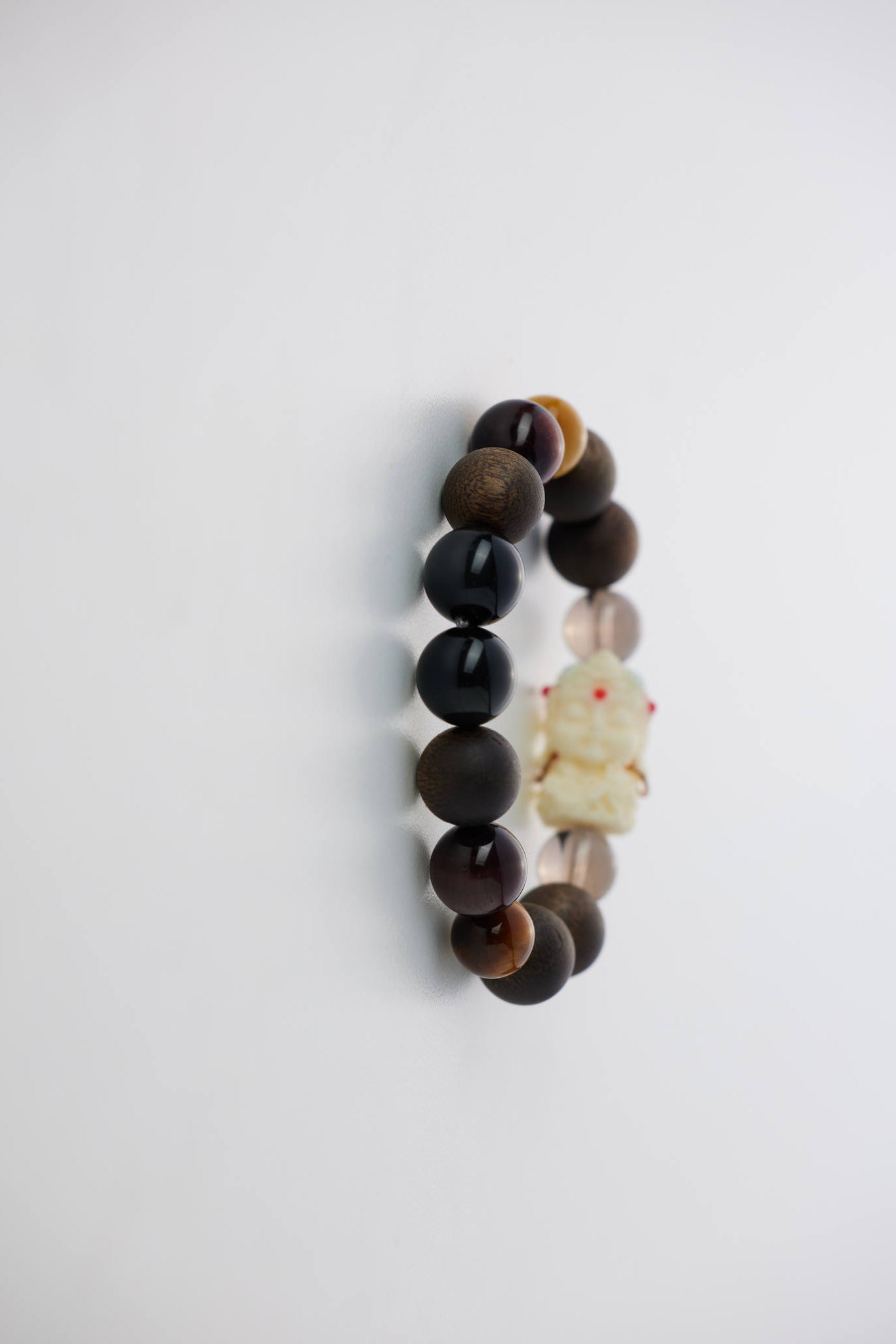 財神護佑四行手串｜天然檀木・菩提果・黑曜石・虎眼石｜守財穩氣・護身轉運・增強行動力