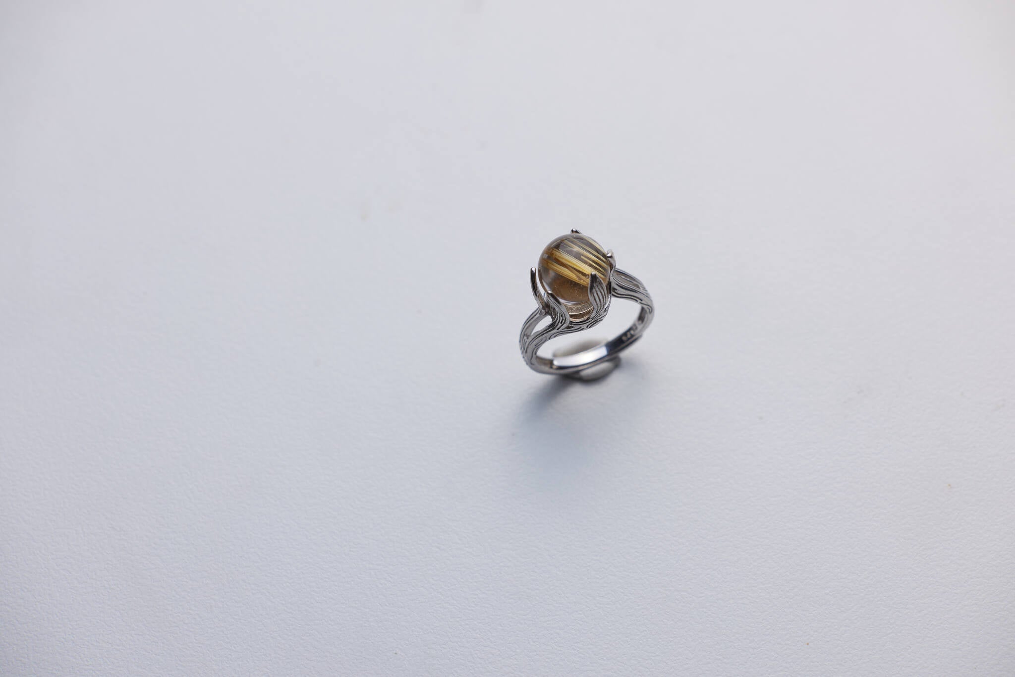 鈦晶金髮晶純銀轉轉戒指｜獨一無二含鑒定書｜ 戒圍可調