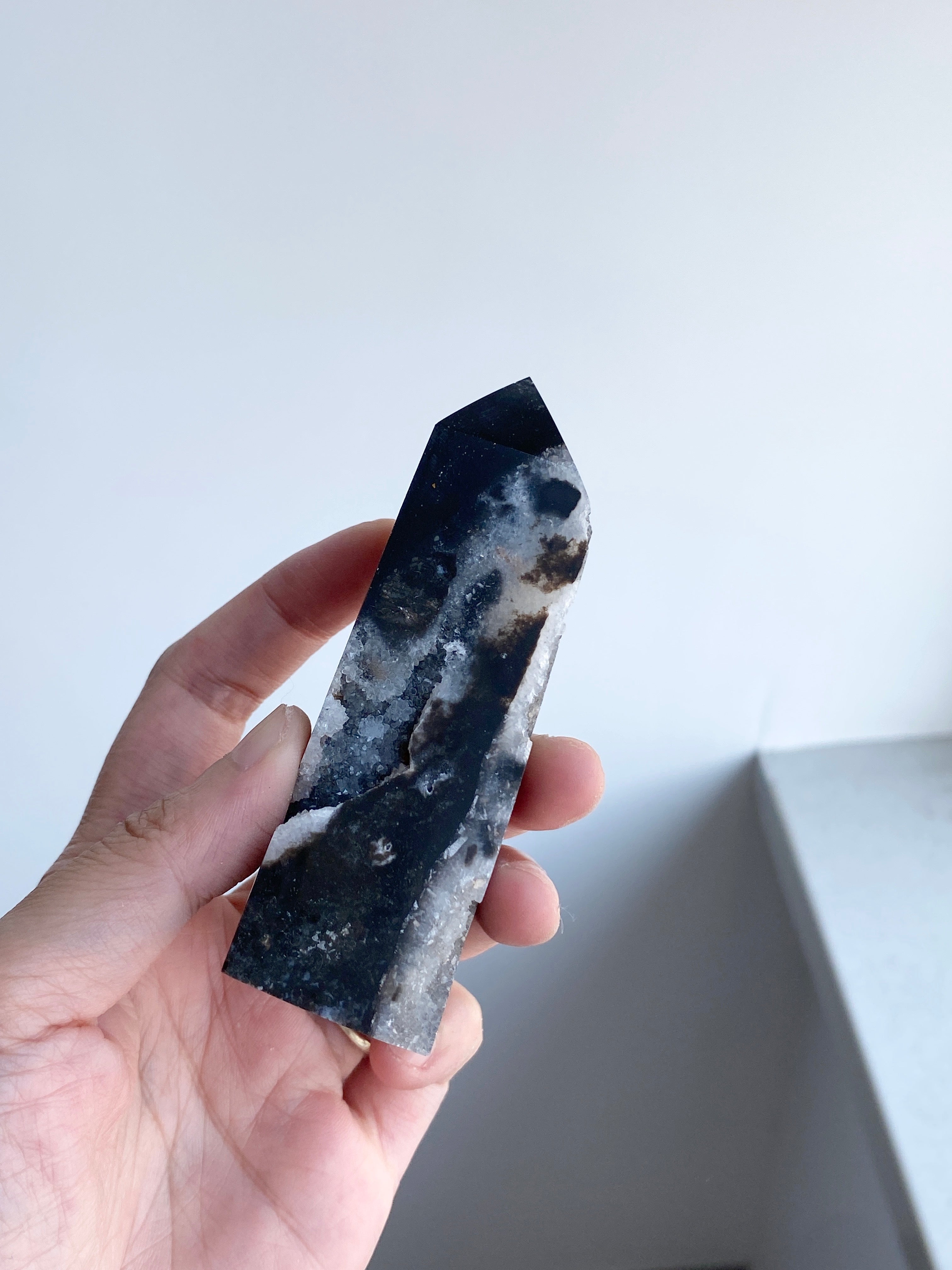 閃鋅礦水晶柱｜黑色結晶體｜沉穩護身 × 防禦負能量