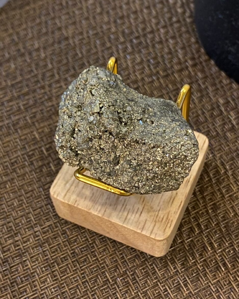 crystals_treeandbird